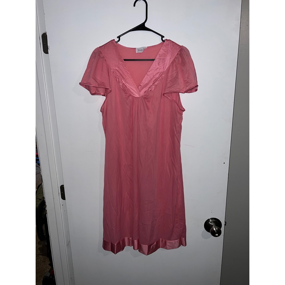 Vanity Fair Vintage Pink Nylon Nightgown Satin Trim Flutter Sleeve Medium USA
